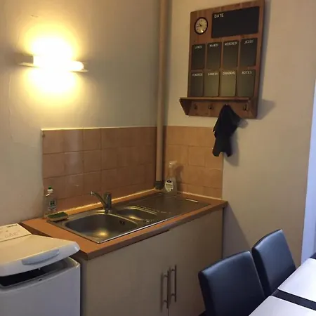 Victor Hugo Confort Et Sa Pizza Offerte Apartman *