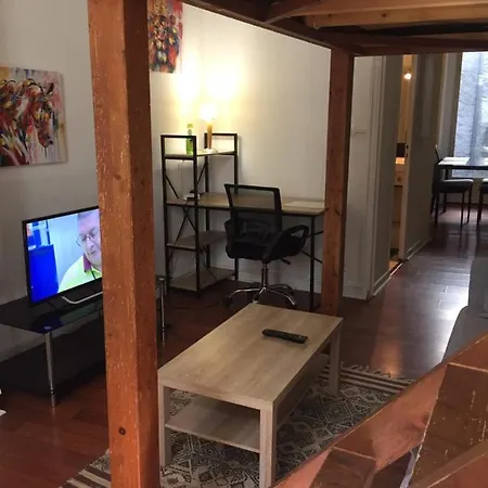 Victor Hugo Confort Et Sa Pizza Offerte