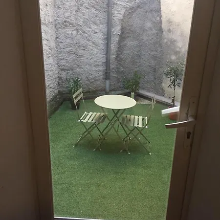 Victor Hugo Confort Et Sa Pizza Offerte Appartement Aurillac