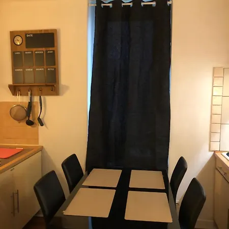 Victor Hugo Confort Et Sa Pizza Offerte * Aurillac