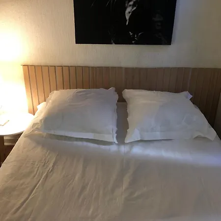 Victor Hugo Confort Et Sa Pizza Offerte Aurillac